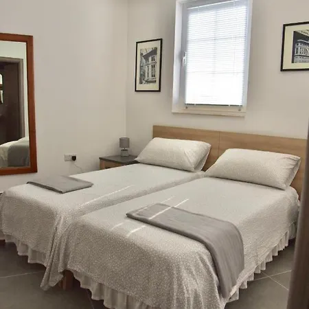 Bright & Modern 2-bedroom, 4th Floor In Gzira, Malta Apartment *