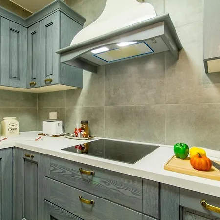 Bright & Modern 2-bedroom, 4th Floor In Gzira, Malta
